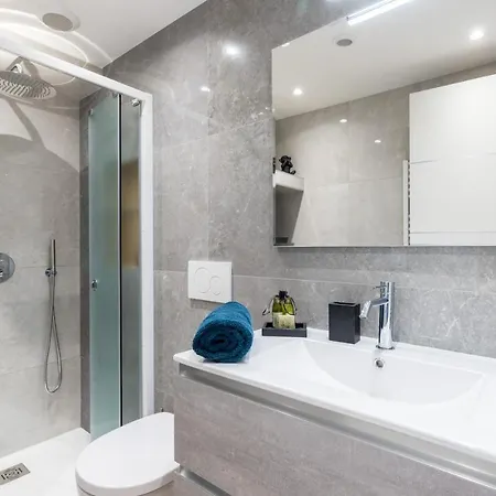 Luxury 3 Bdr Garden & Parking - Angels' Garden Nizza